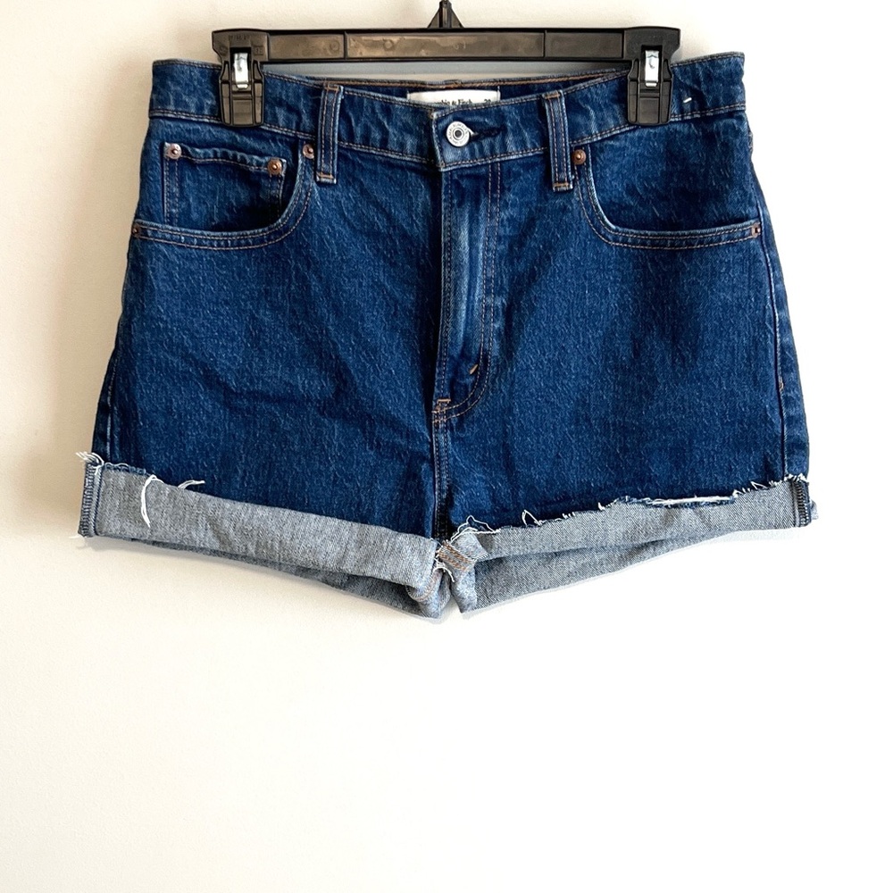 Abercrombie The 90's Relaxed Jean High Rise Shorts